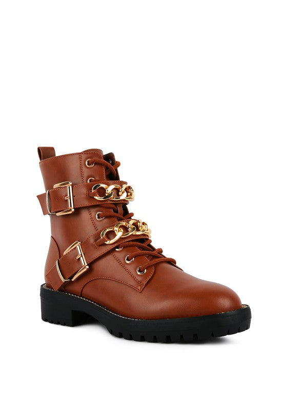BOTA DE BICICLETA CON DETALLE DE CADENA DE METAL PARA NIÑA BILLY ATTA
