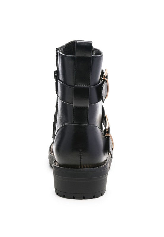 BOTA DE BICICLETA CON DETALLE DE CADENA DE METAL PARA NIÑA BILLY ATTA