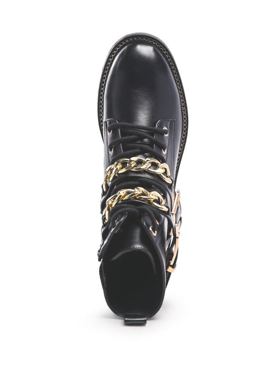 BOTA DE BICICLETA CON DETALLE DE CADENA DE METAL PARA NIÑA BILLY ATTA