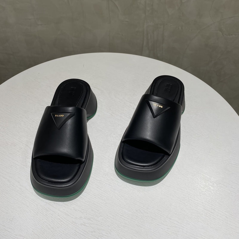 Sandalias de plataforma de cuero PU