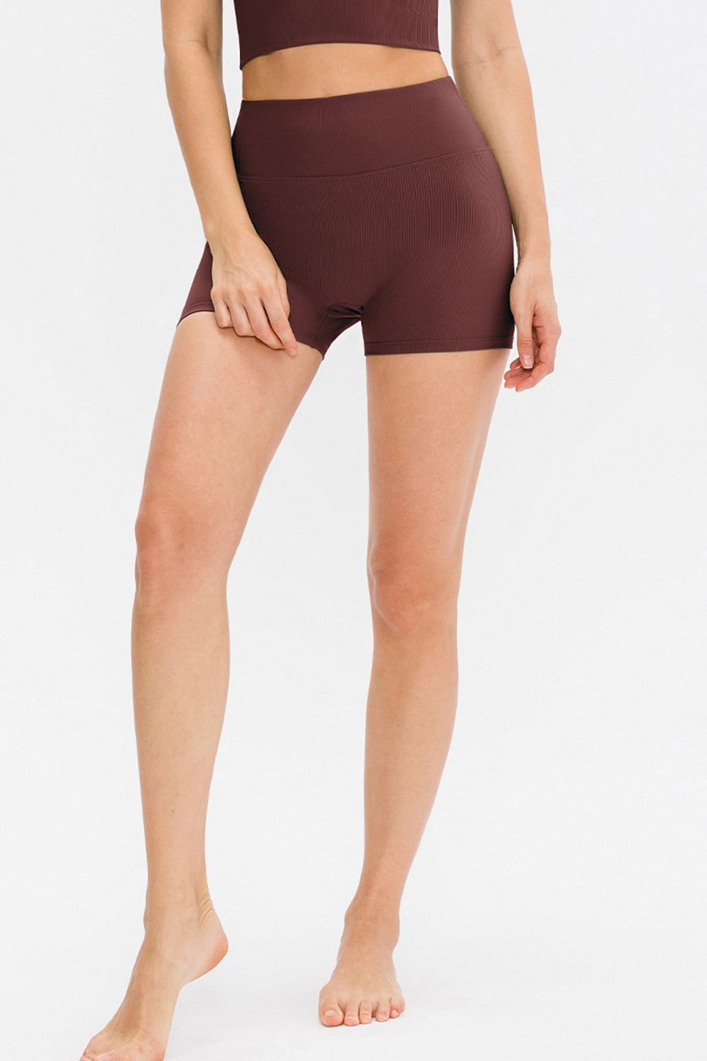 Pantalones cortos deportivos ajustados con cintura ancha