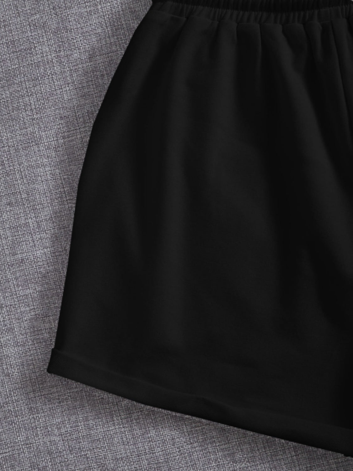 Pantalones cortos con cintura elástica y bolsillos con cordón