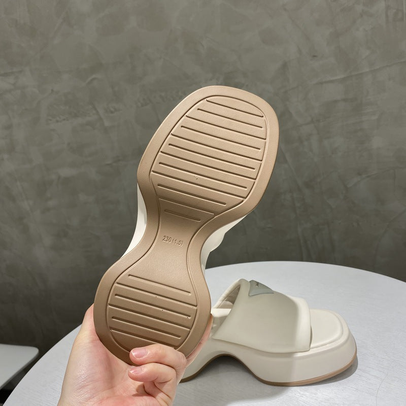 Sandalias de plataforma de cuero PU