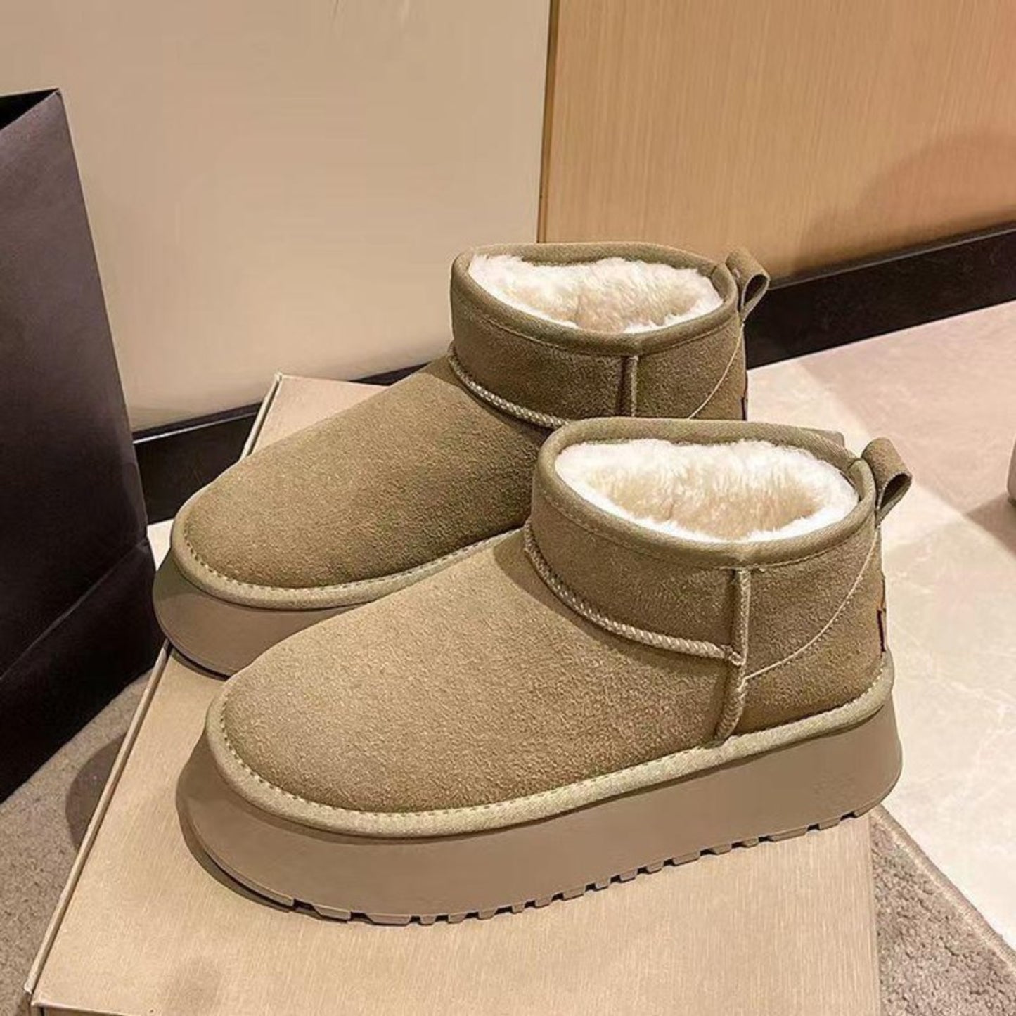 Minibotas de plataforma gruesa con forro polar