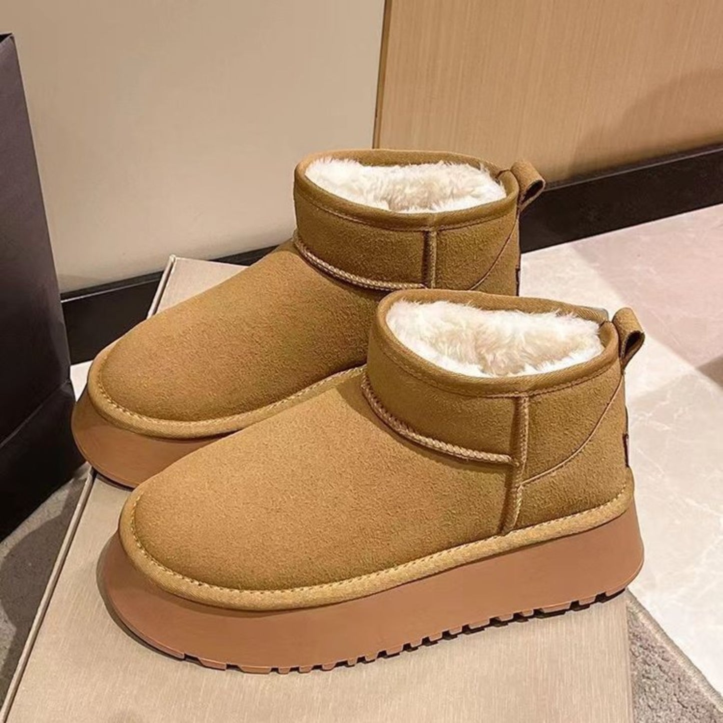 Minibotas de plataforma gruesa con forro polar