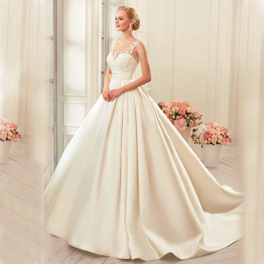 Vestido de novia de satén con escote de bola
