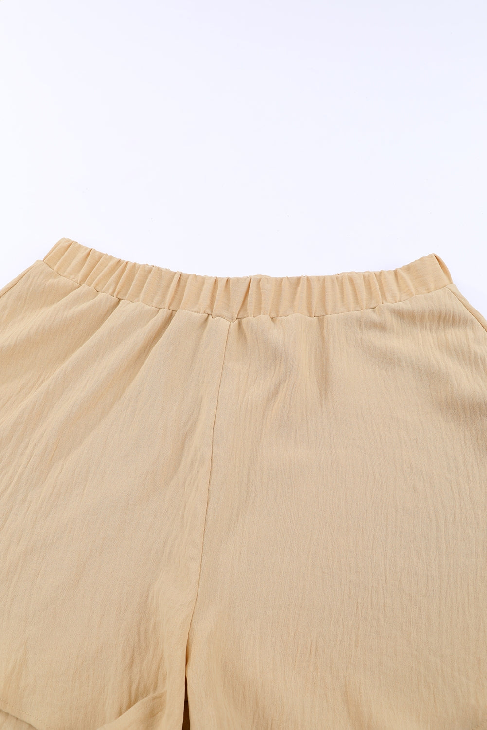 Pantalones cortos con cintura elástica y capas
