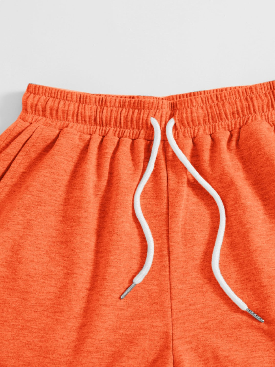 Pantalones cortos con cintura elástica y bolsillos con cordón