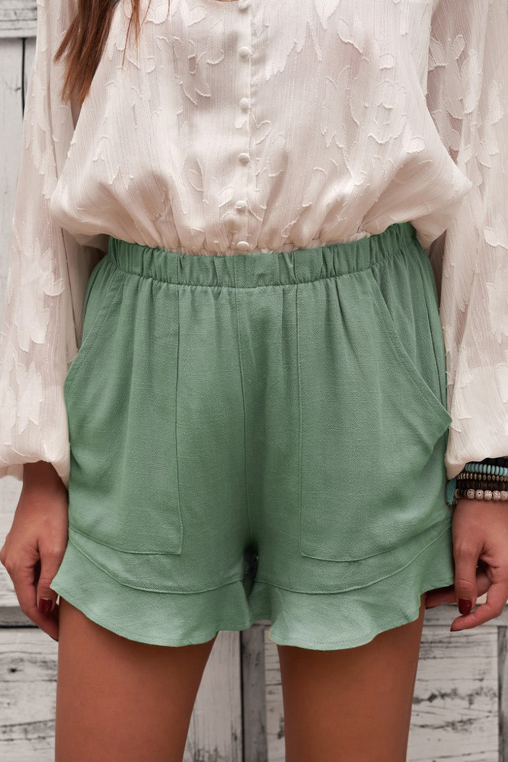 Pantalones cortos con cintura elástica y bolsillos