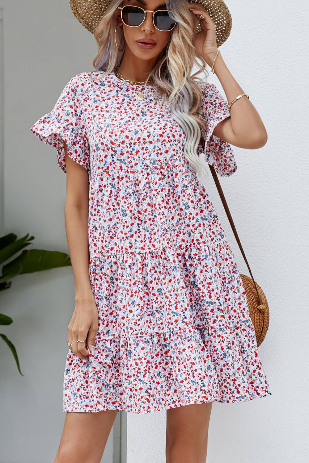 Vestido a capas con volantes y manga floral de florecitas