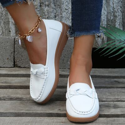 Mocasines con tacón de cuña y tejido