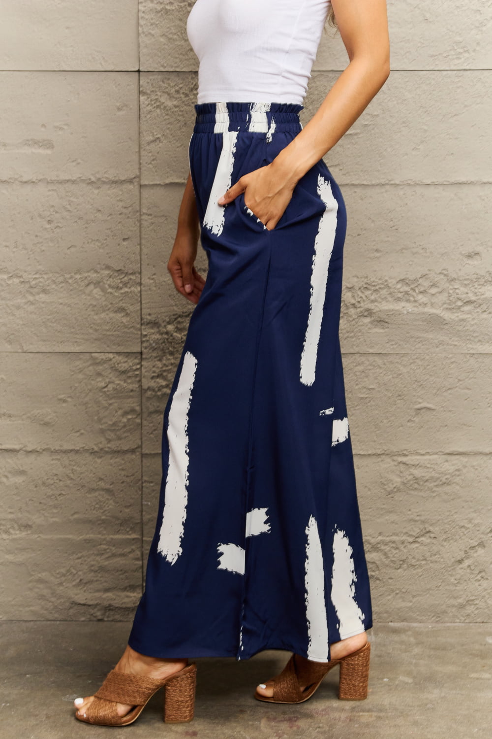 Pantalones largos de pierna ancha estampados