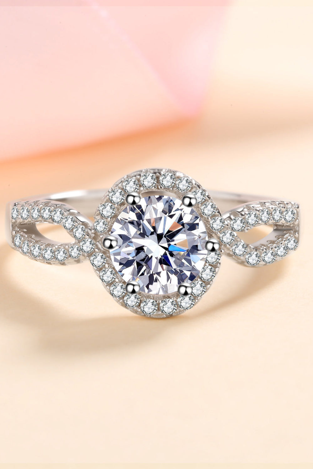 Feel The Joy Anillo de moissanita de plata esterlina 925