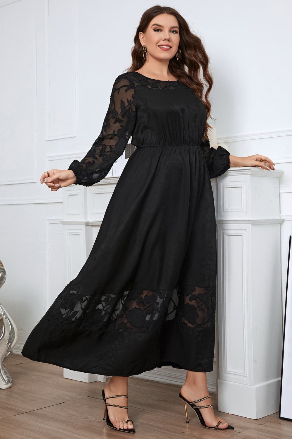 Vestido largo de manga larga con cuello redondo y bordado en talla grande de Melo Apparel