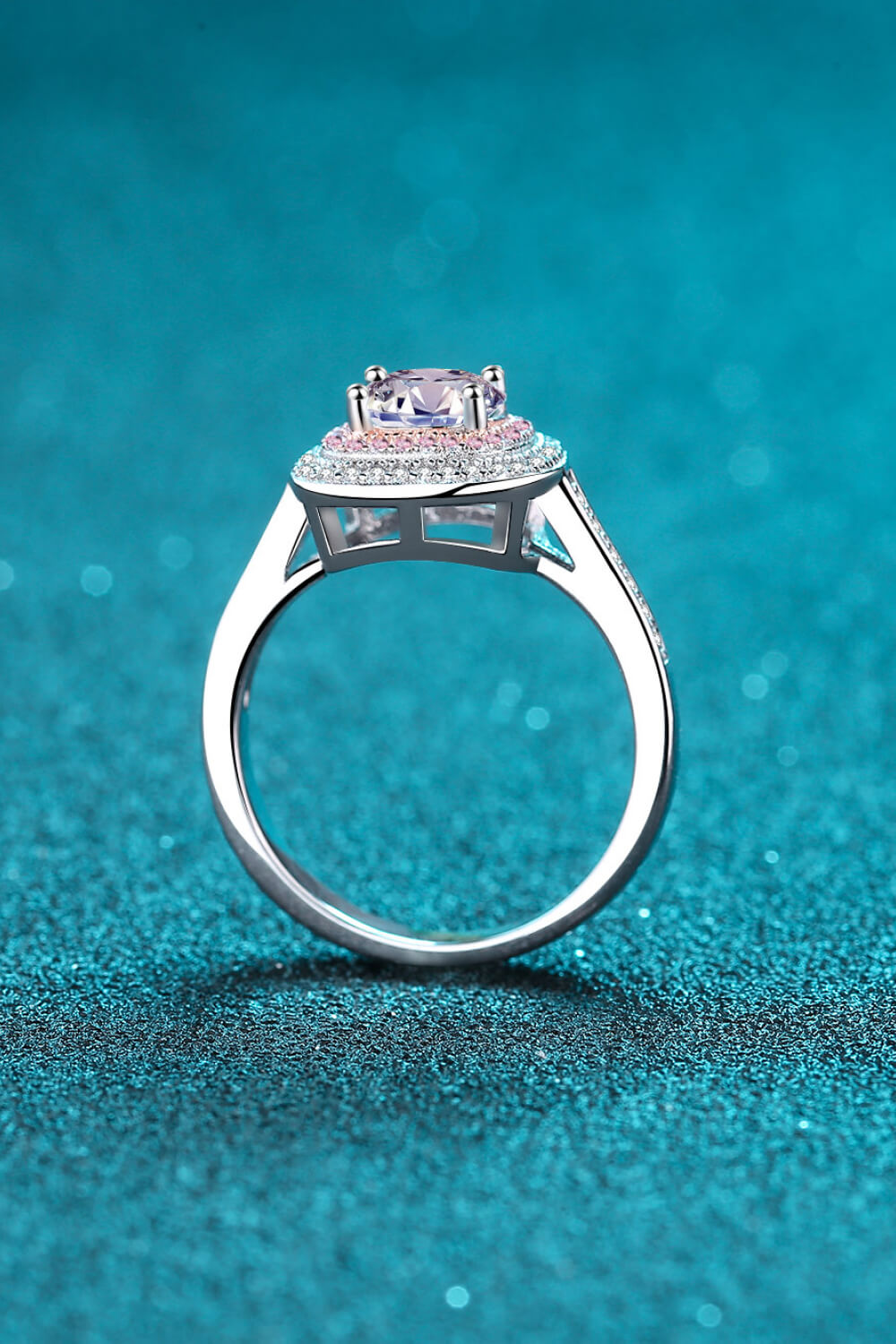 Te necesito ahora Moissanite Ring