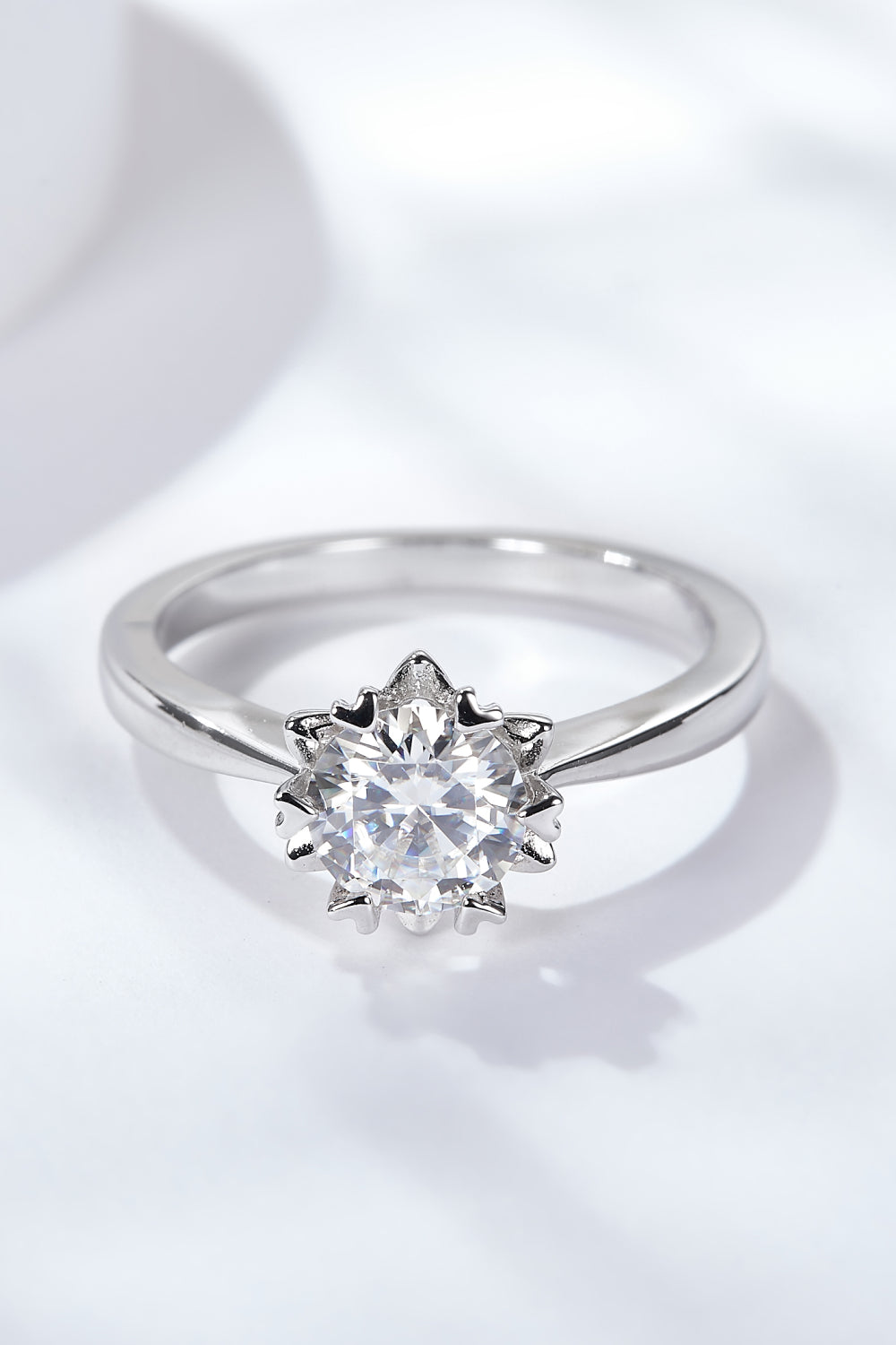 Anillo Solitario Moissanite de Plata de Ley 925