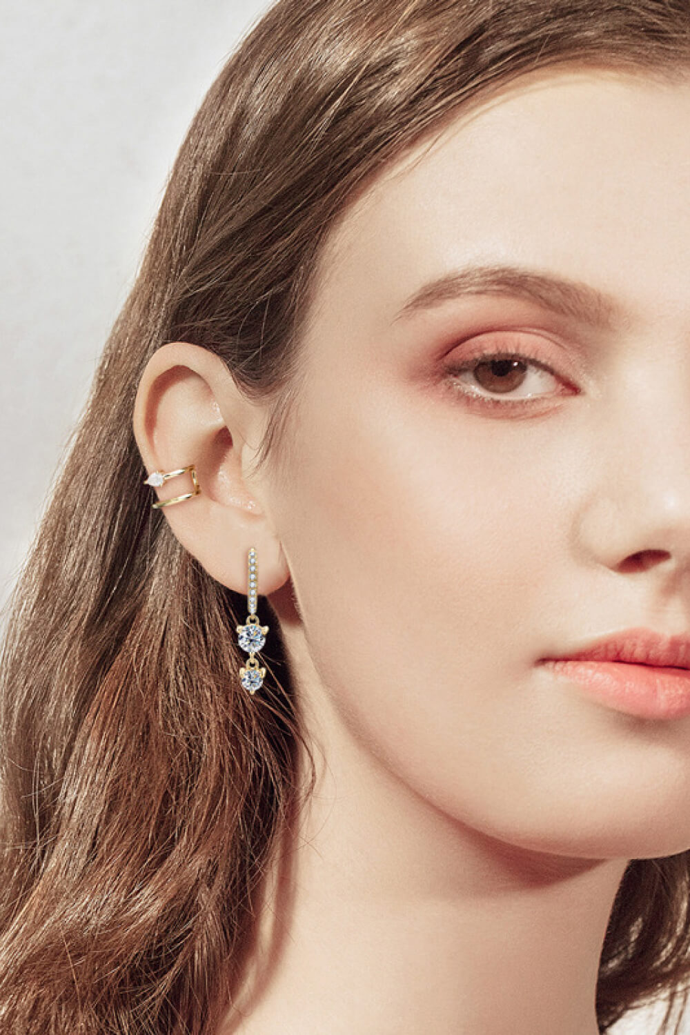 Be The One Aretes colgantes de moissanita