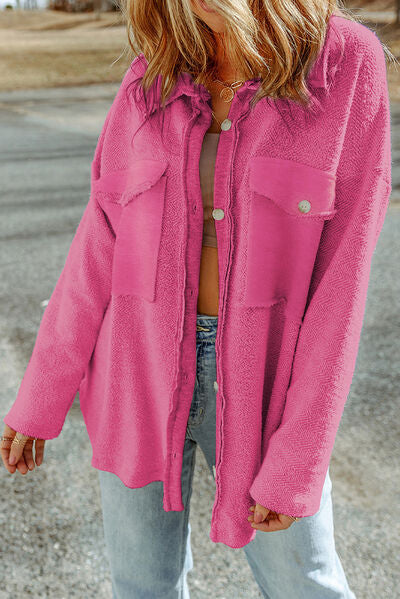 Chaqueta con botones y bolsillos y hombros caídos