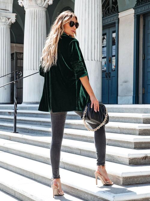 Blazer de manga larga con botones y bolsillo