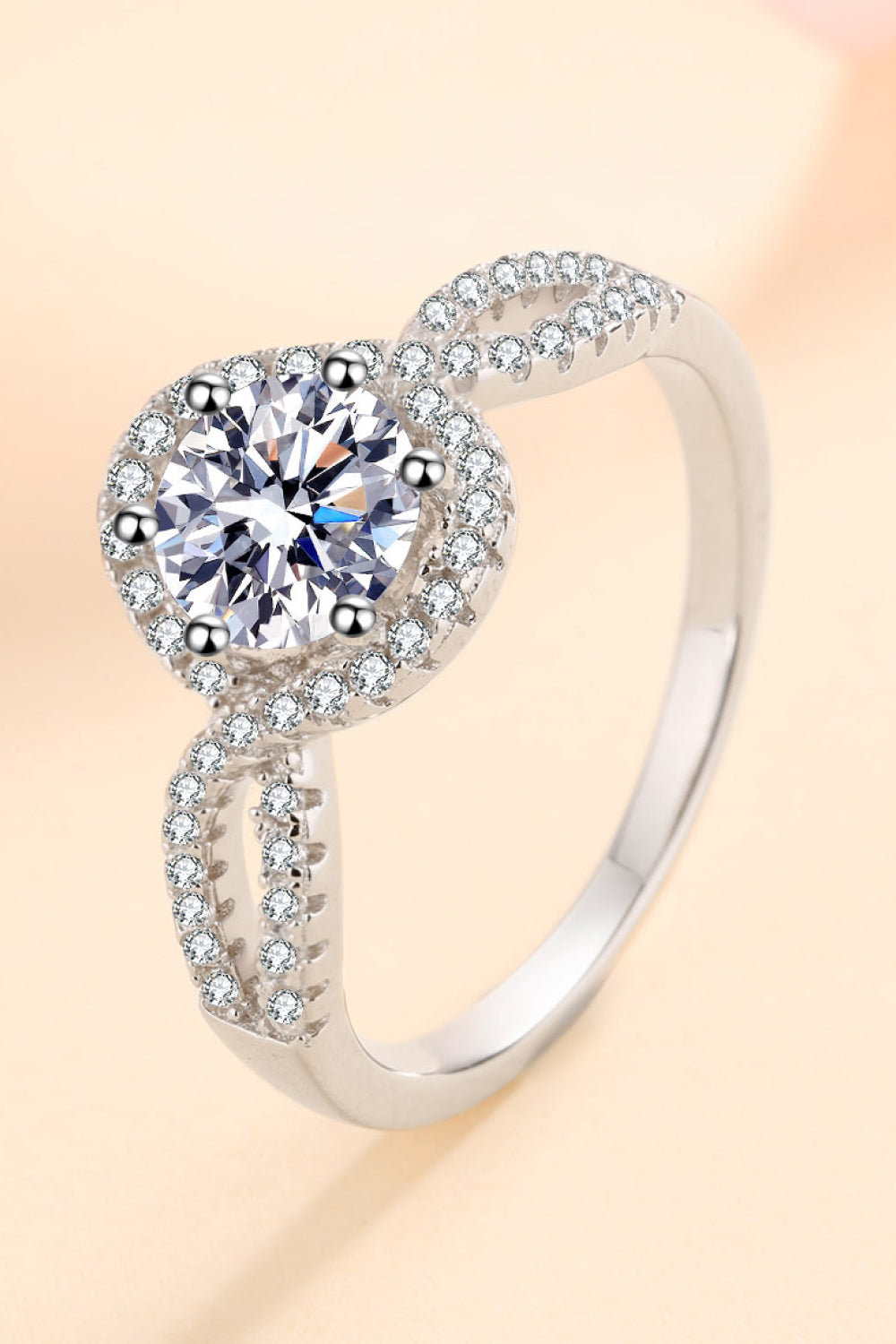 Feel The Joy Anillo de moissanita de plata esterlina 925