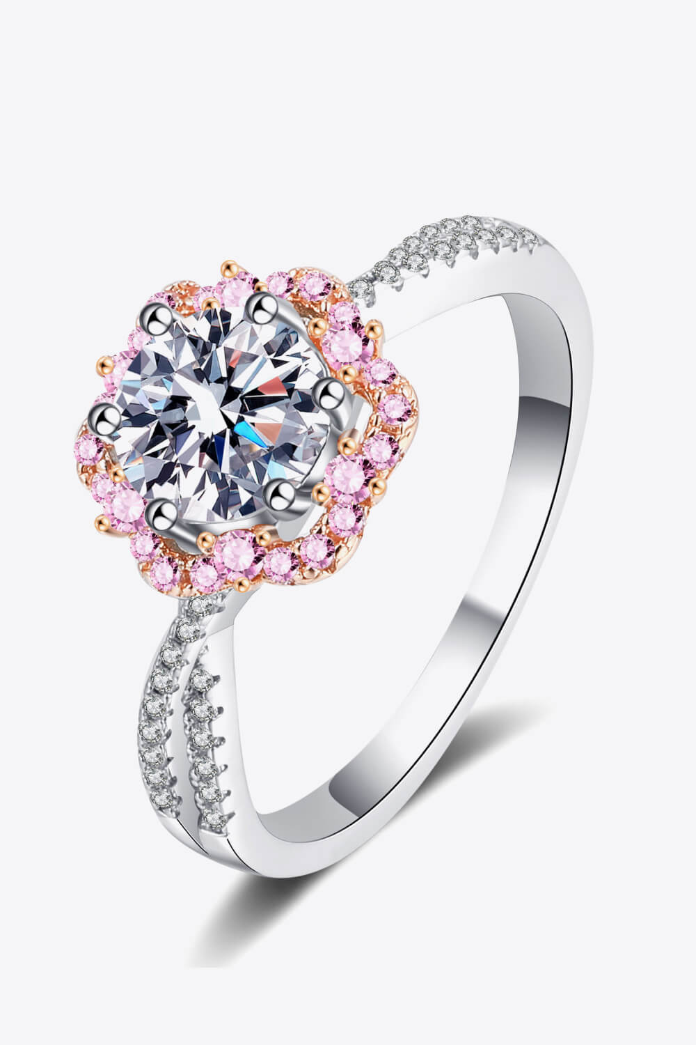 Anillo cruzado en forma de flor de moissanita de 1 quilate