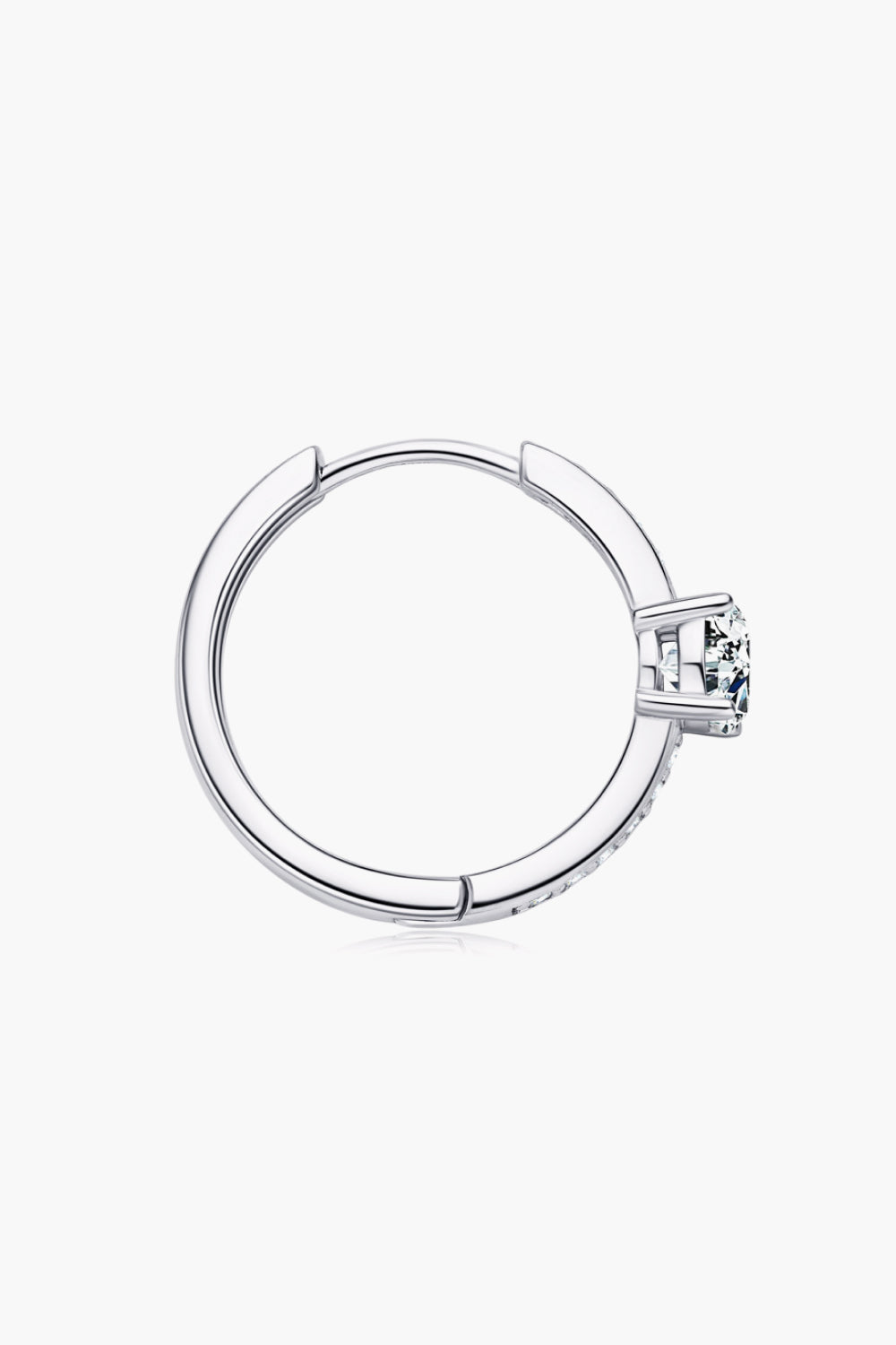 Aretes enchapados en platino de moissanita de 1 quilate Carry Your Love