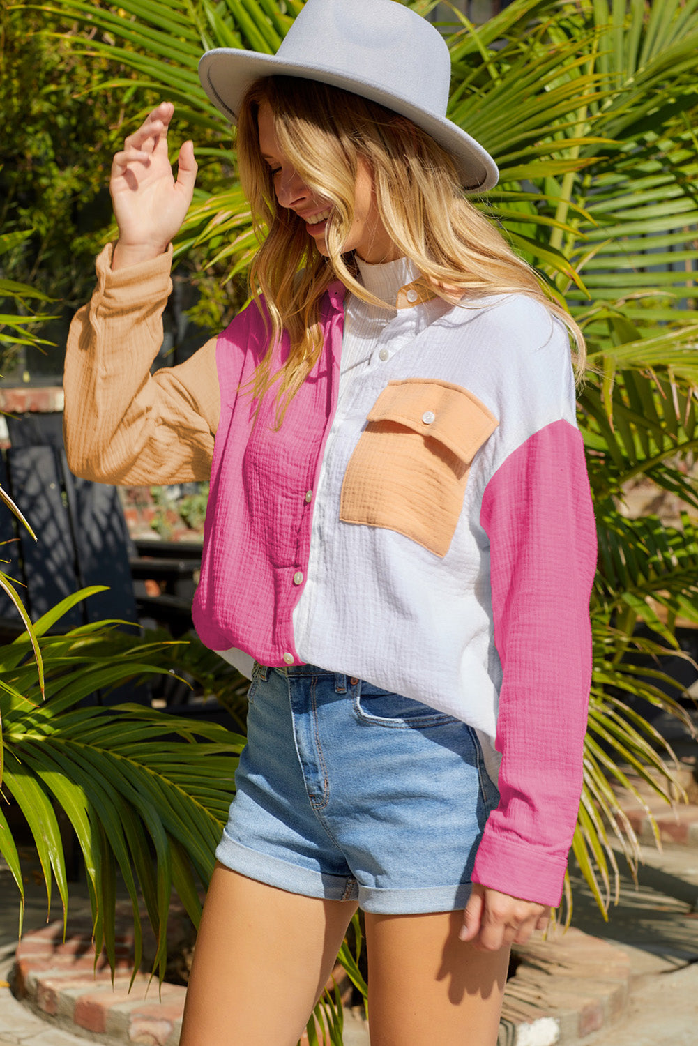 Chamarra de hombros caídos con textura de bloque de color