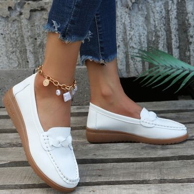Mocasines con tacón de cuña y tejido