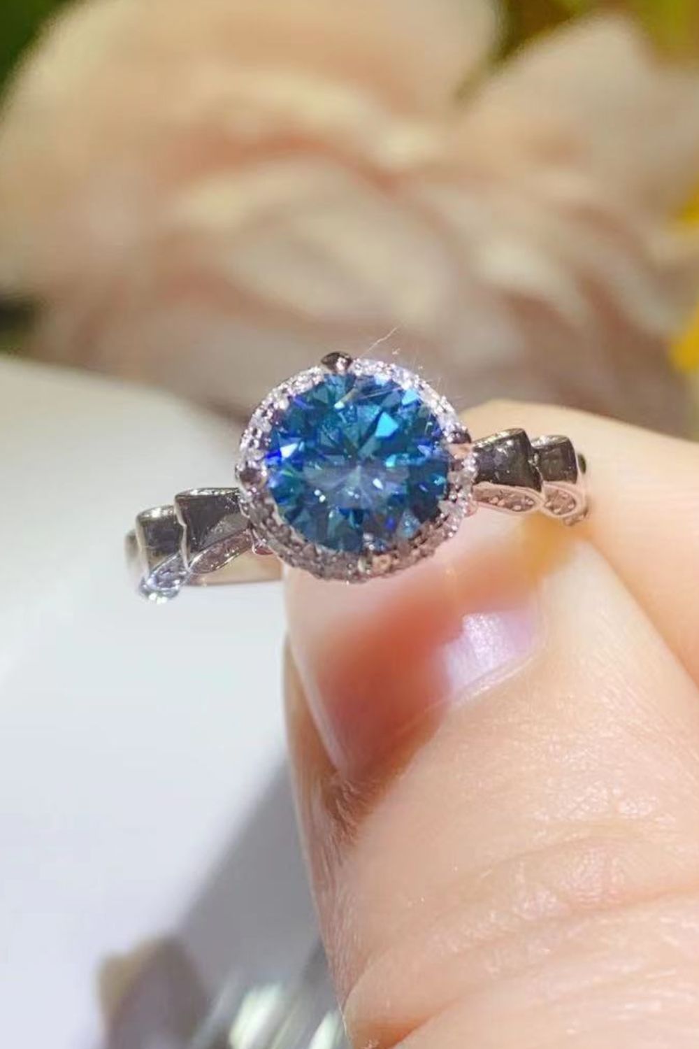 Anillo de racimo de moissanita de 1 quilate de plata esterlina 925