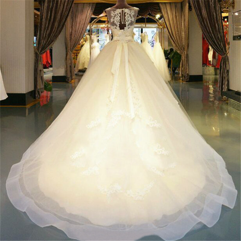 Vestido de novia largo hasta el suelo con encaje