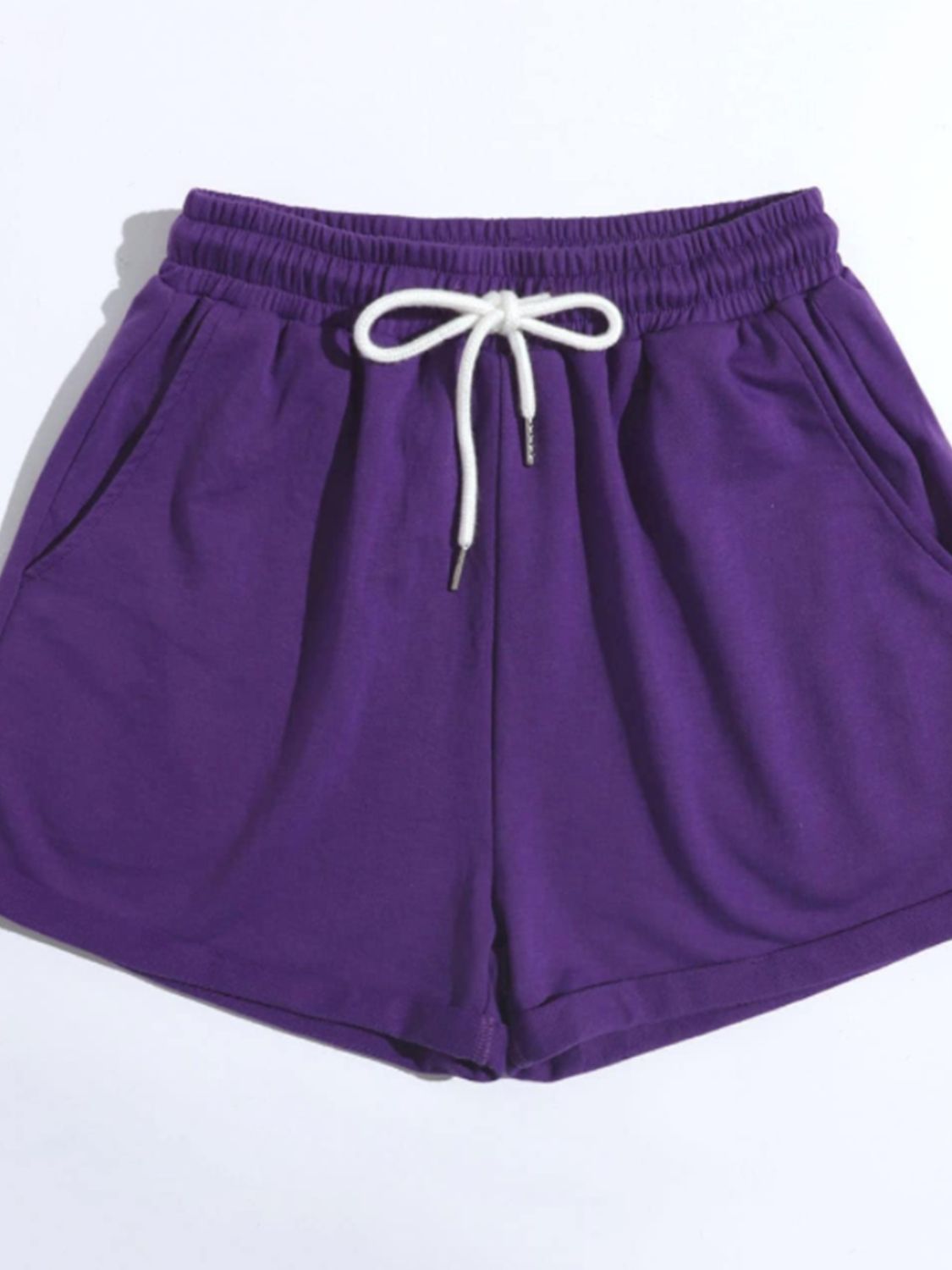 Pantalones cortos con cordón y bolsillos