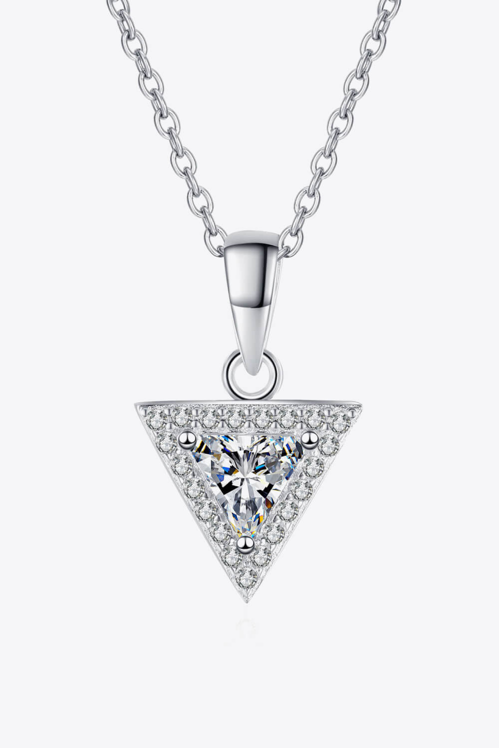 Collar con colgante de moissanita triangular de plata de ley 925