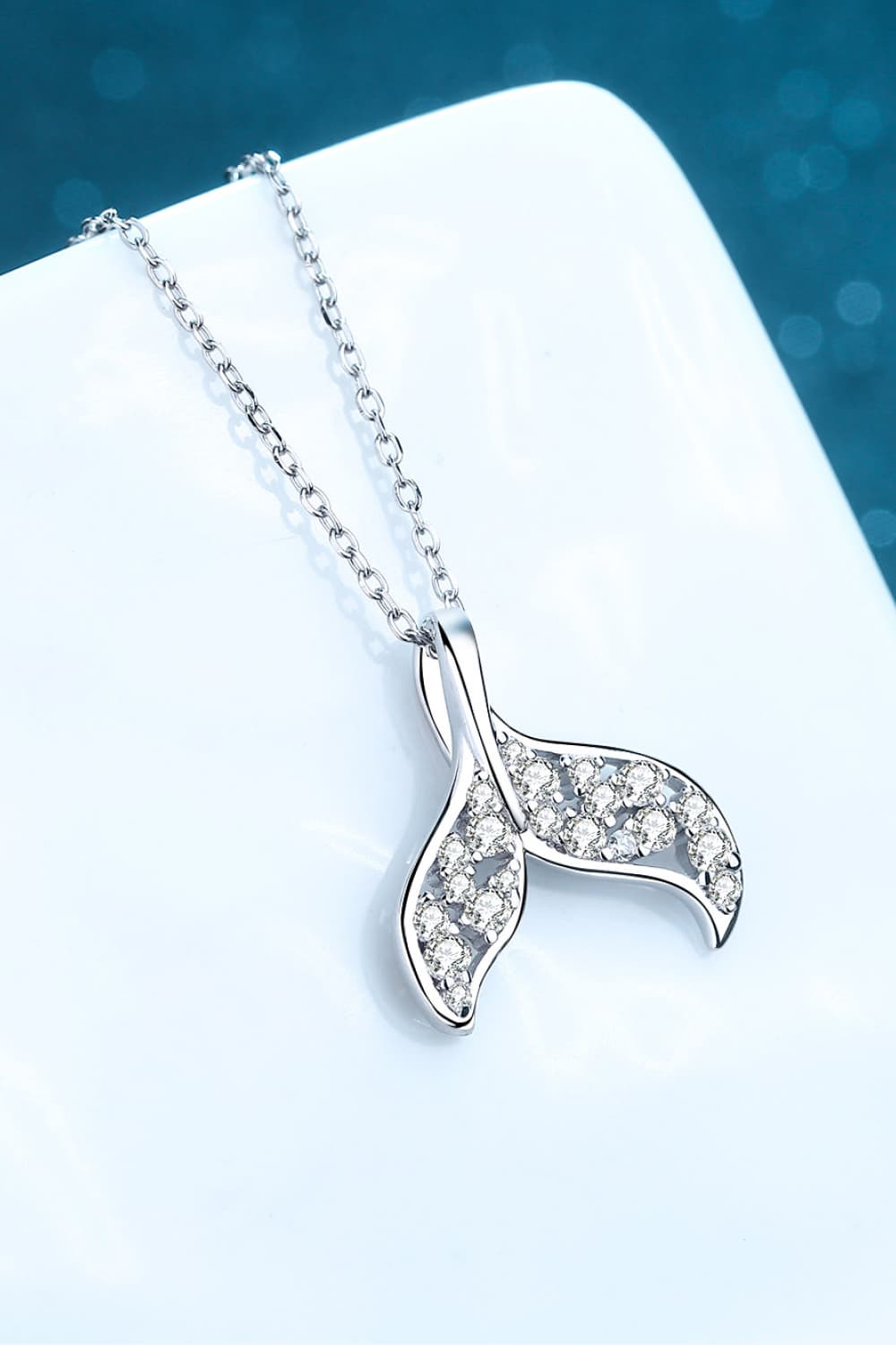 Colgante de cola de pez Moissanite Collar de plata de ley 925