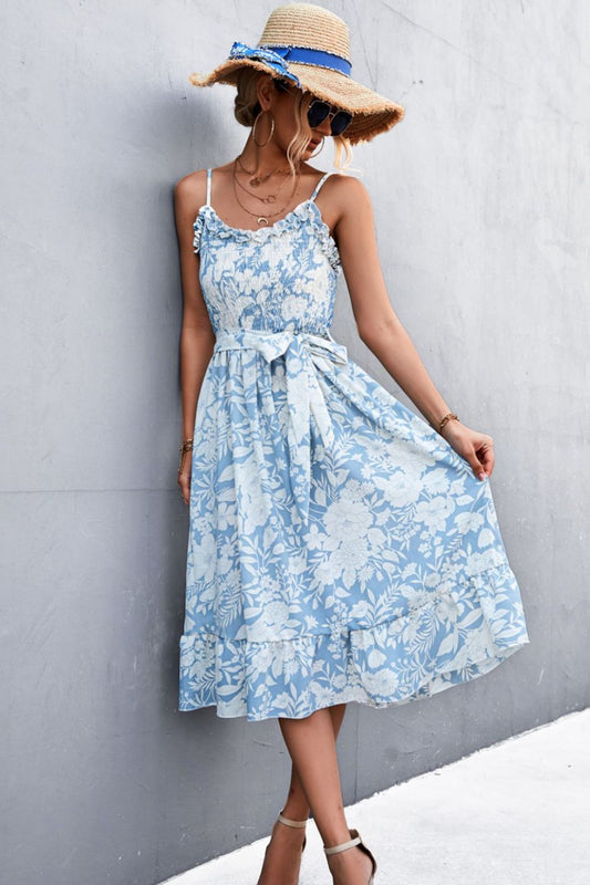 Vestido de tirantes finos con escote redondo y ribete de volantes florales