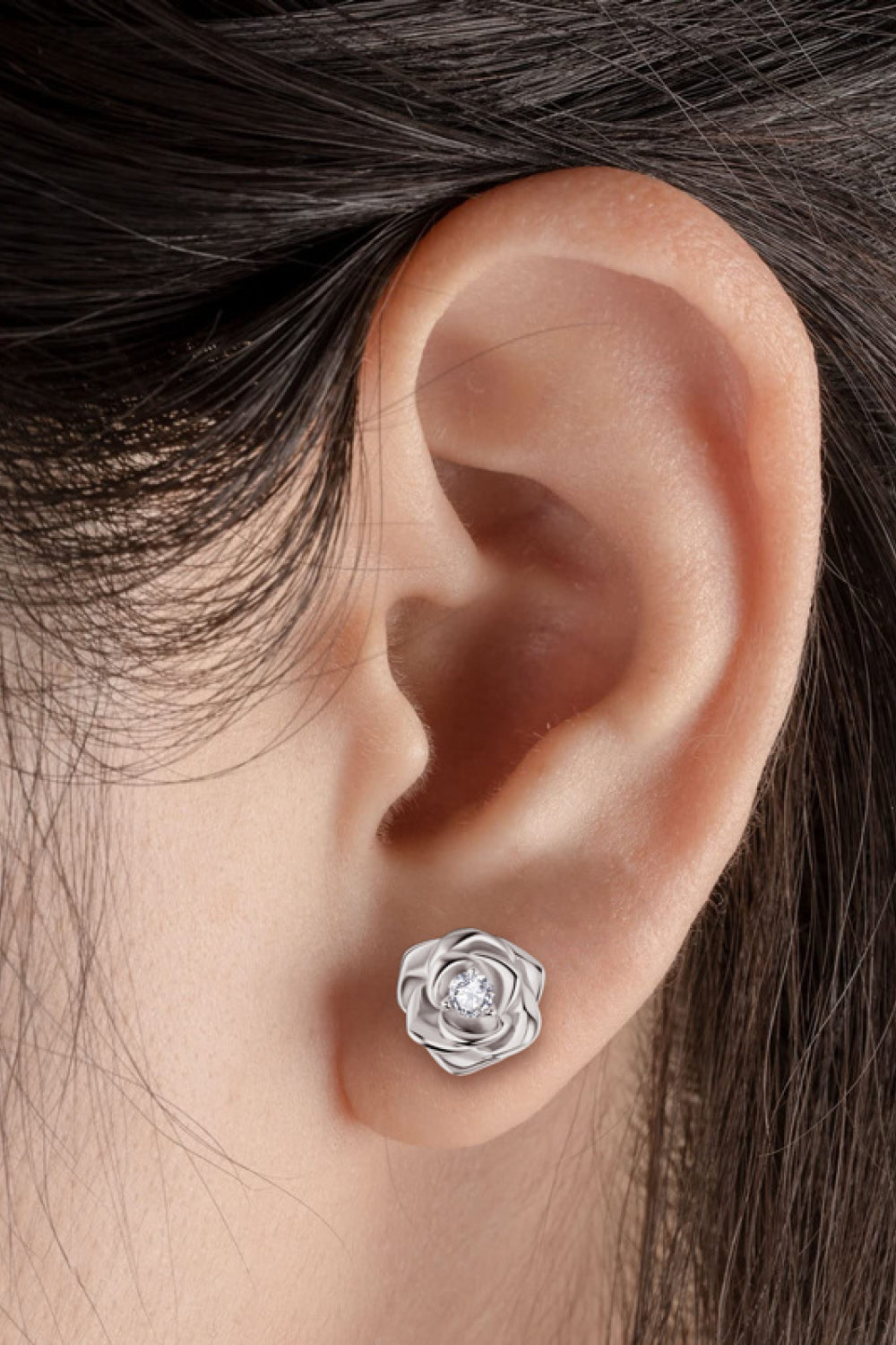 Pendientes de plata de ley 925 con flor de moissanita