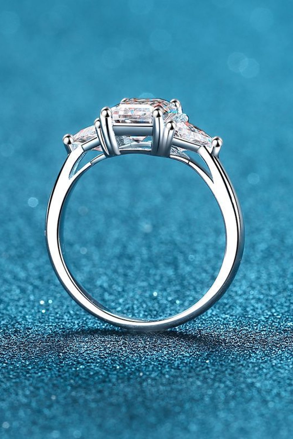 Anillo de plata de ley 925 con baño de rodio de moissanita de 3 quilates