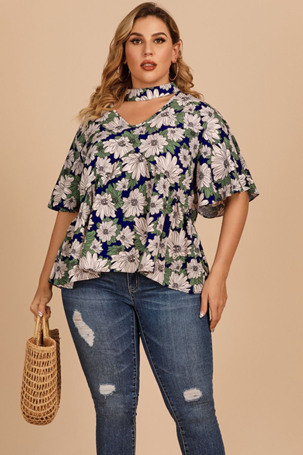 Blusa con corte de manga con vuelo floral de talla grande