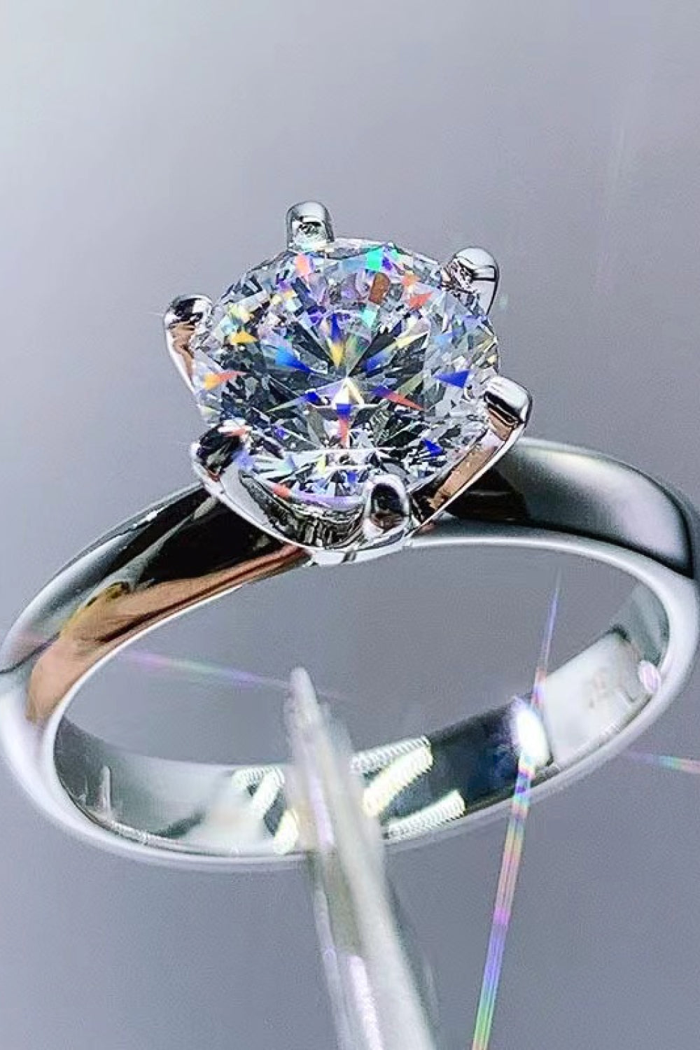Anillo de 6 puntas de moissanita de 3 quilates de plata de ley 925