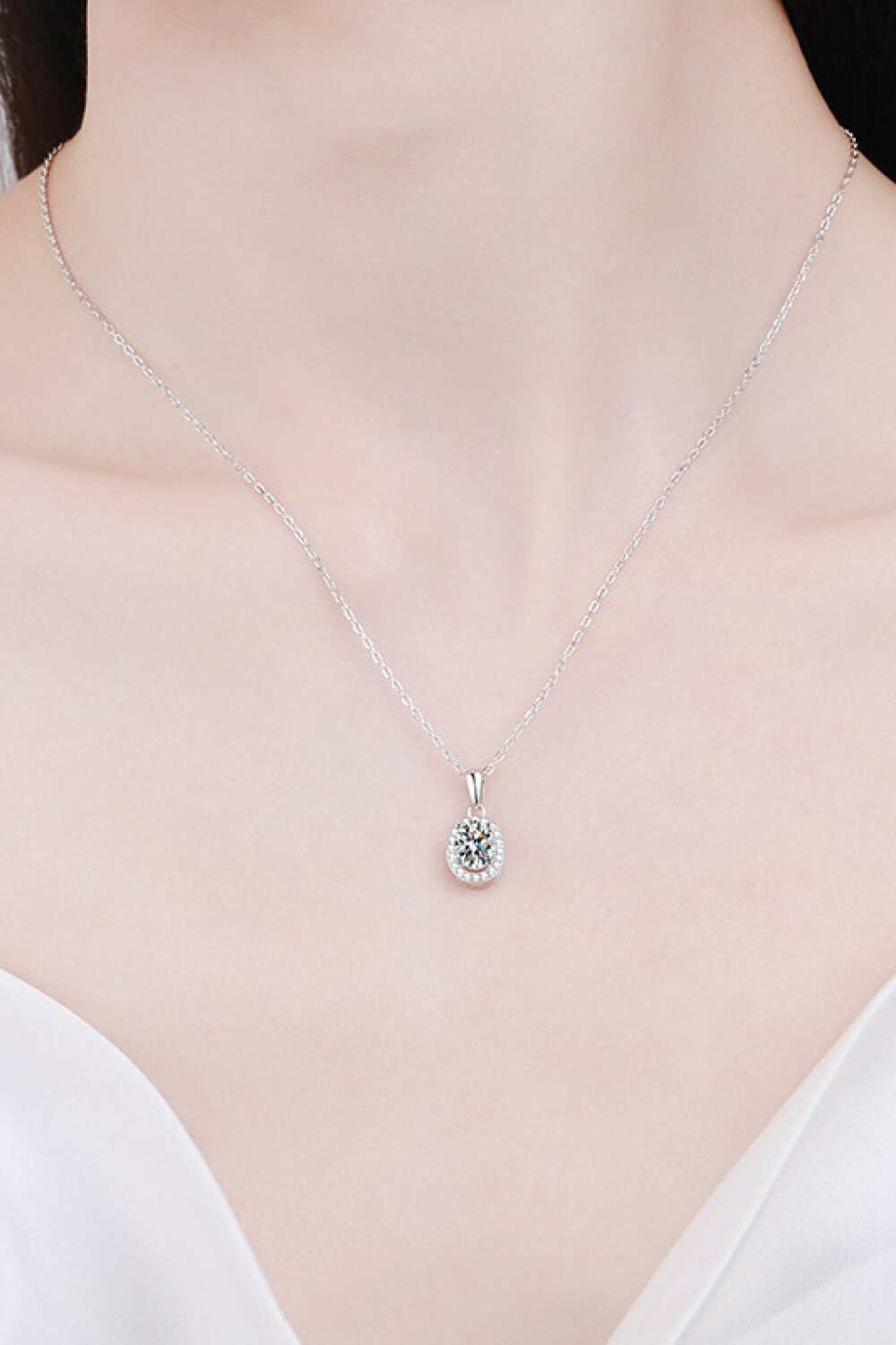 Be The One Collar con colgante de moissanita de 1 quilate