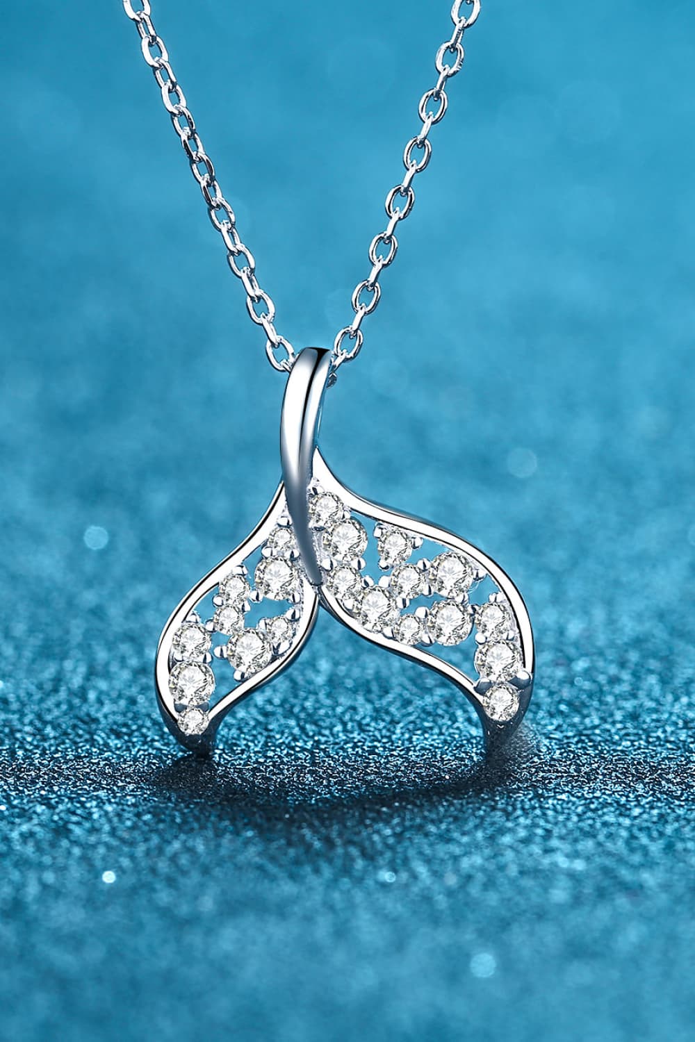 Colgante de cola de pez Moissanite Collar de plata de ley 925