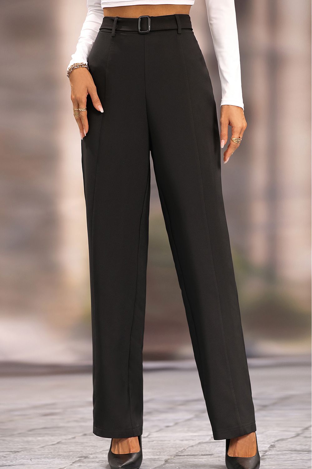 Pantalones rectos largos y holgados