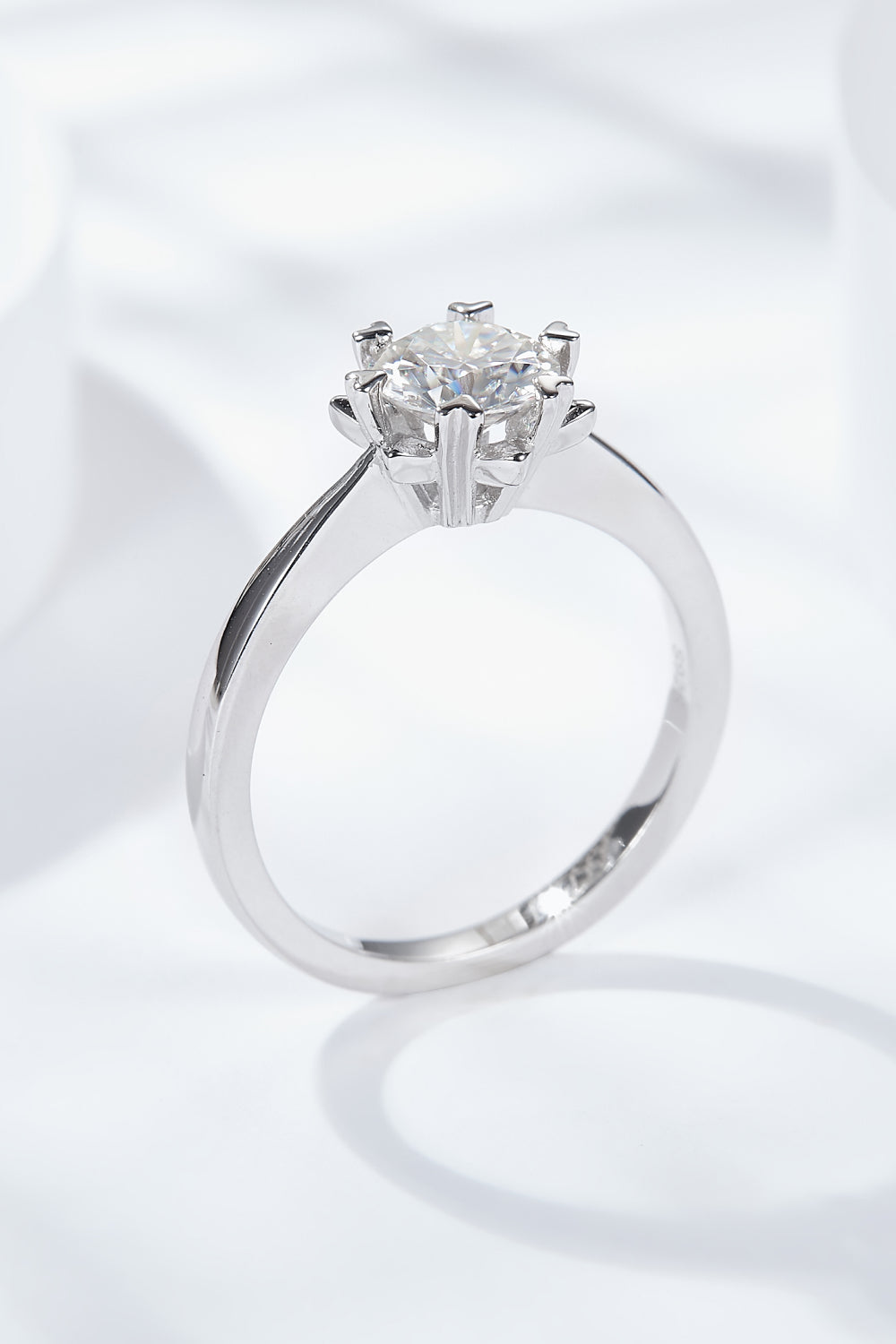 Anillo Solitario Moissanite de Plata de Ley 925