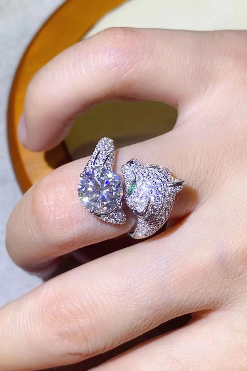 Anillo de animal ajustable de moissanita de 2 quilates