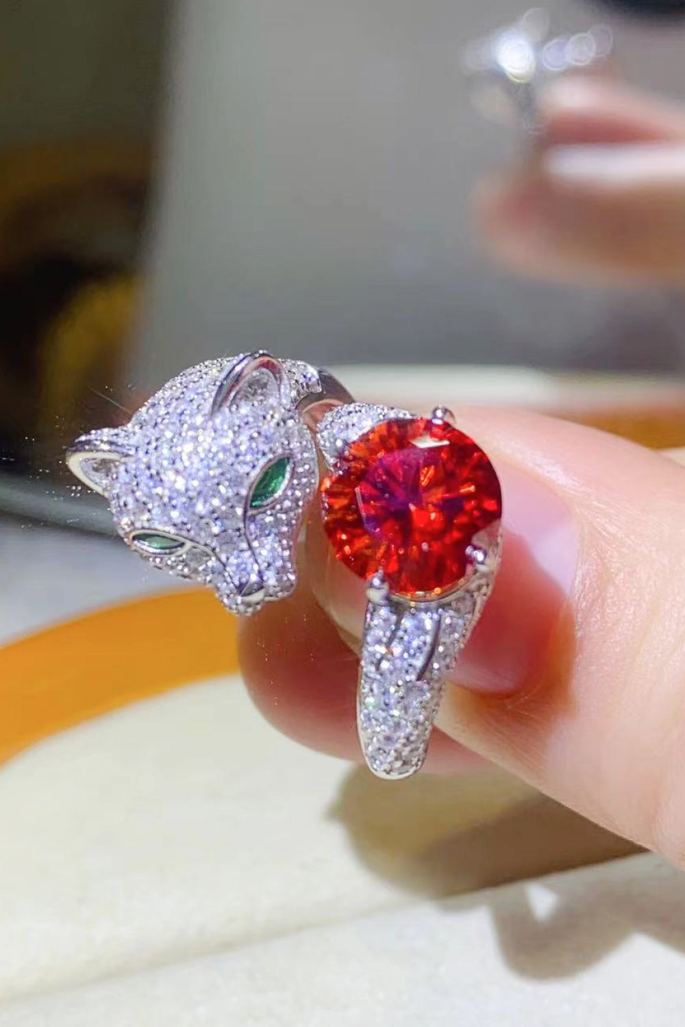 Anillo de animal ajustable de moissanita de 2 quilates