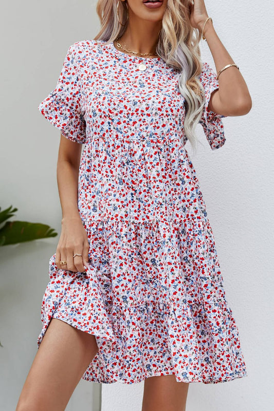 Vestido a capas con volantes y manga floral de florecitas